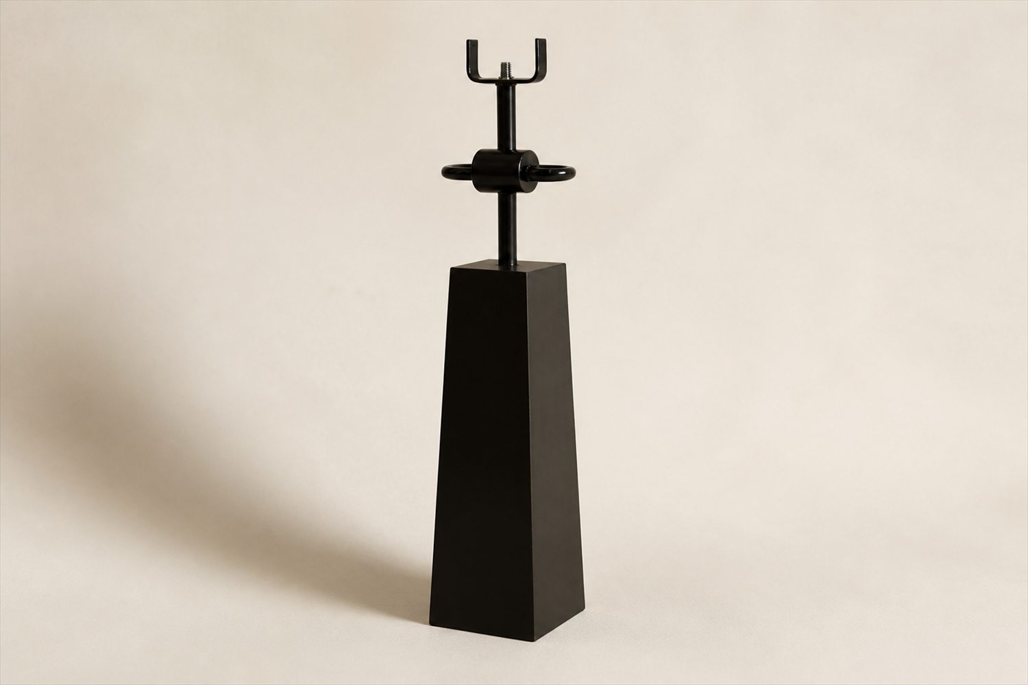 Ulrik Table Lamp product detail 3