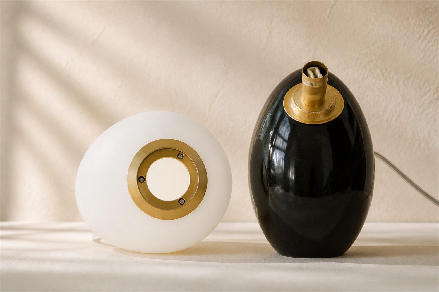 Halo Table Lamp product detail 3